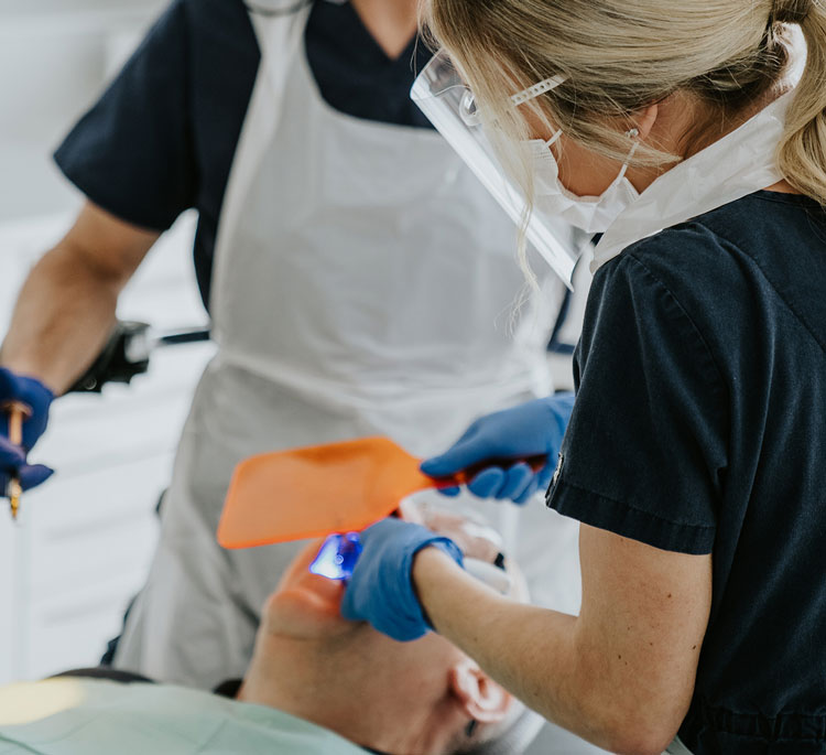 Img cosmeticDentistry