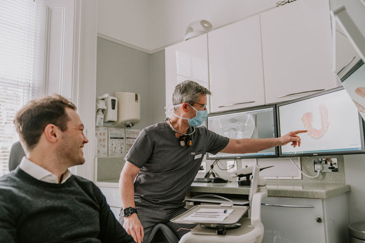 Img dentalImplants