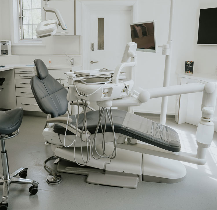 Img emergencyDental 1a